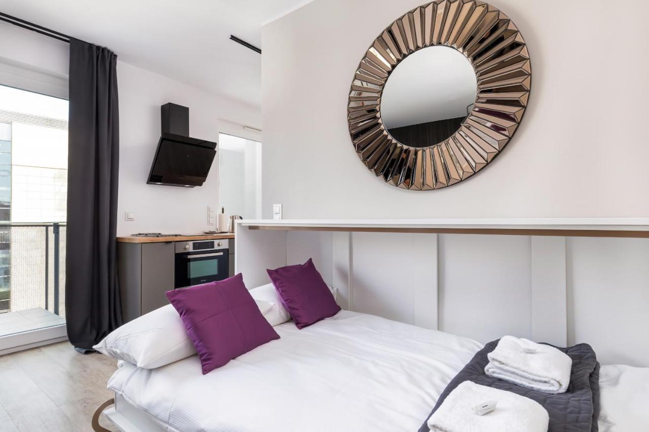 Modern City Center Apartments By Noclegi Renters Posen Exterior foto